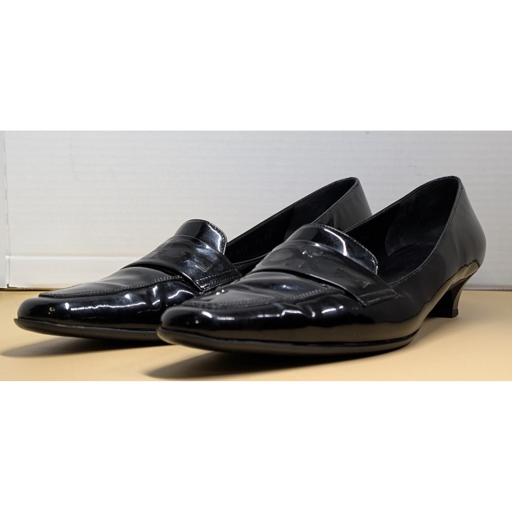 Salvatore Ferragamo Women DL 27626 Gancini Patent Kitten Heel Pump Size 9.5 A - Picture 3 of 13